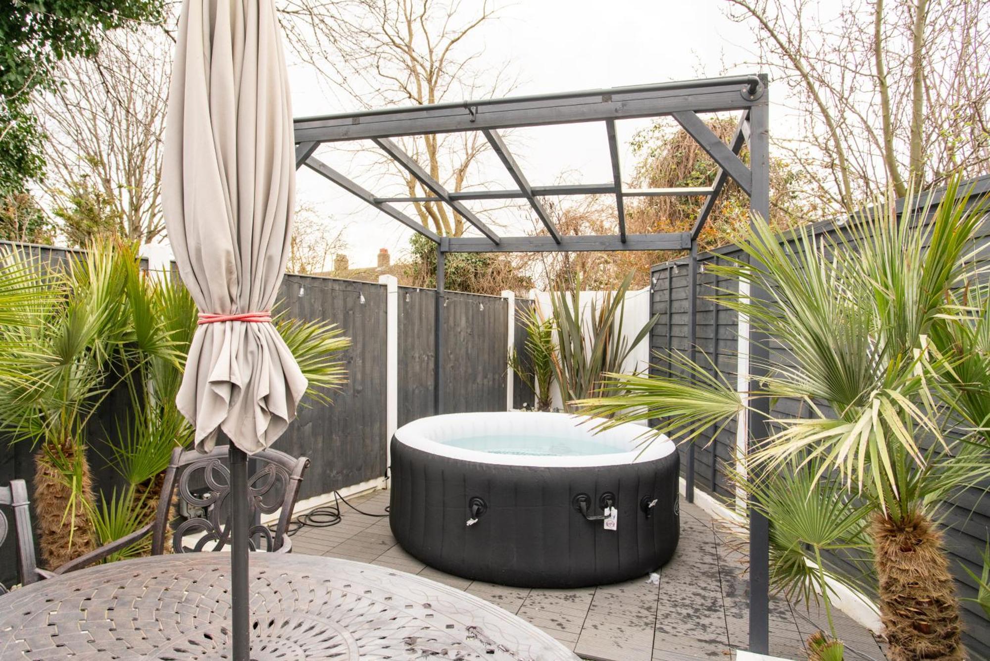 바킹 Modern 2Bed Pad W/ Hot Tub 빌라 외부 사진